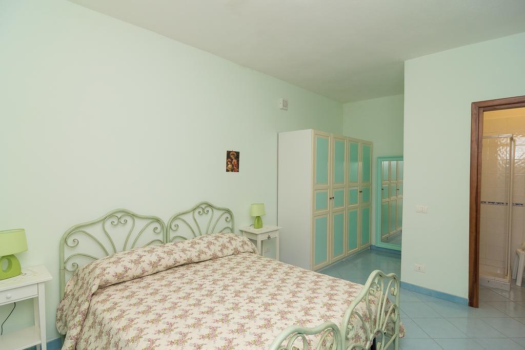 Casetta Roby Ísquia Quarto foto